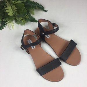 Steve Madden Black Strap Sandals